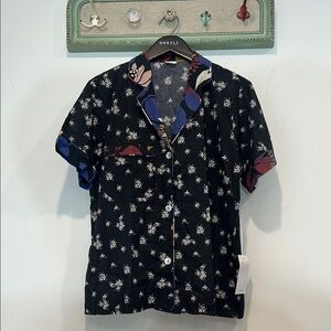 Warm Black White floral accent trim Button Down Shirt size 3 large new